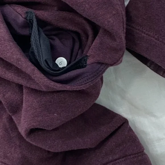 SOLD Lululemon Thats a Wrap Pullover - Picture 5 of 8